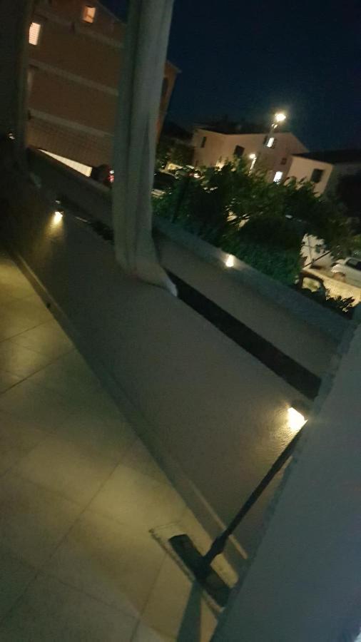 Kabashi Apartment Кърк Екстериор снимка
