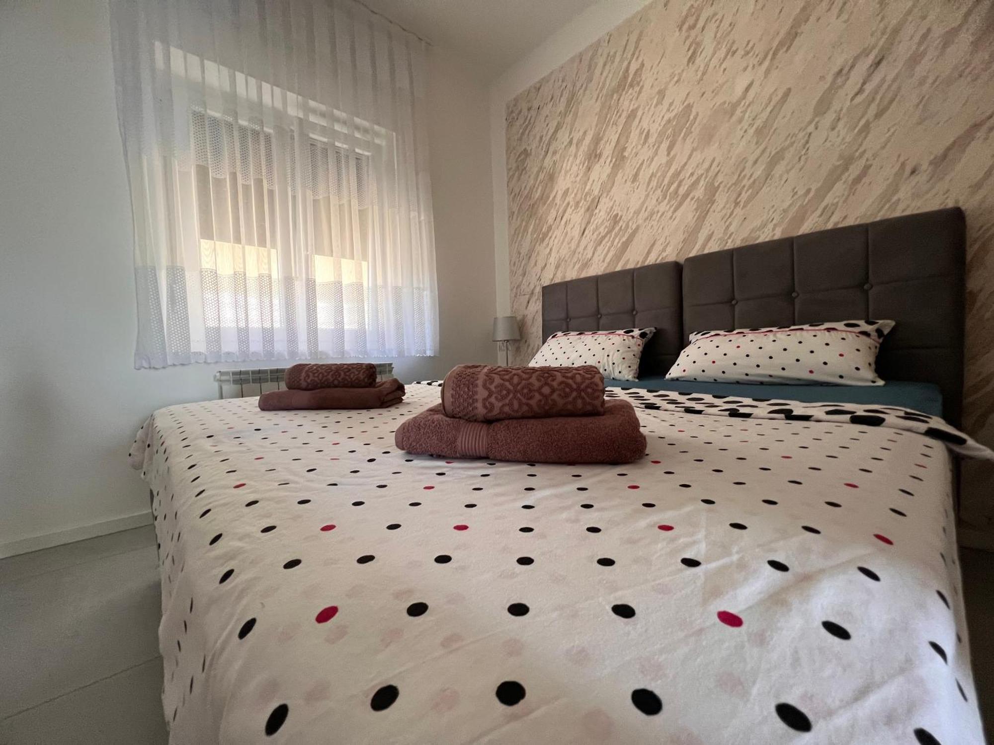 Kabashi Apartment Кърк Екстериор снимка