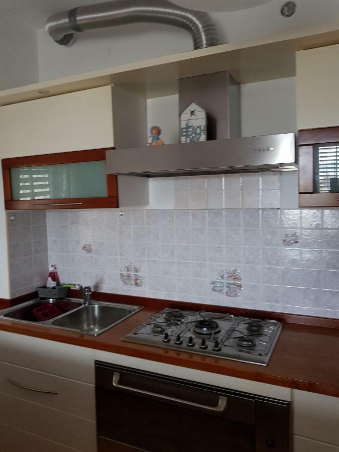 Kabashi Apartment Кърк Екстериор снимка